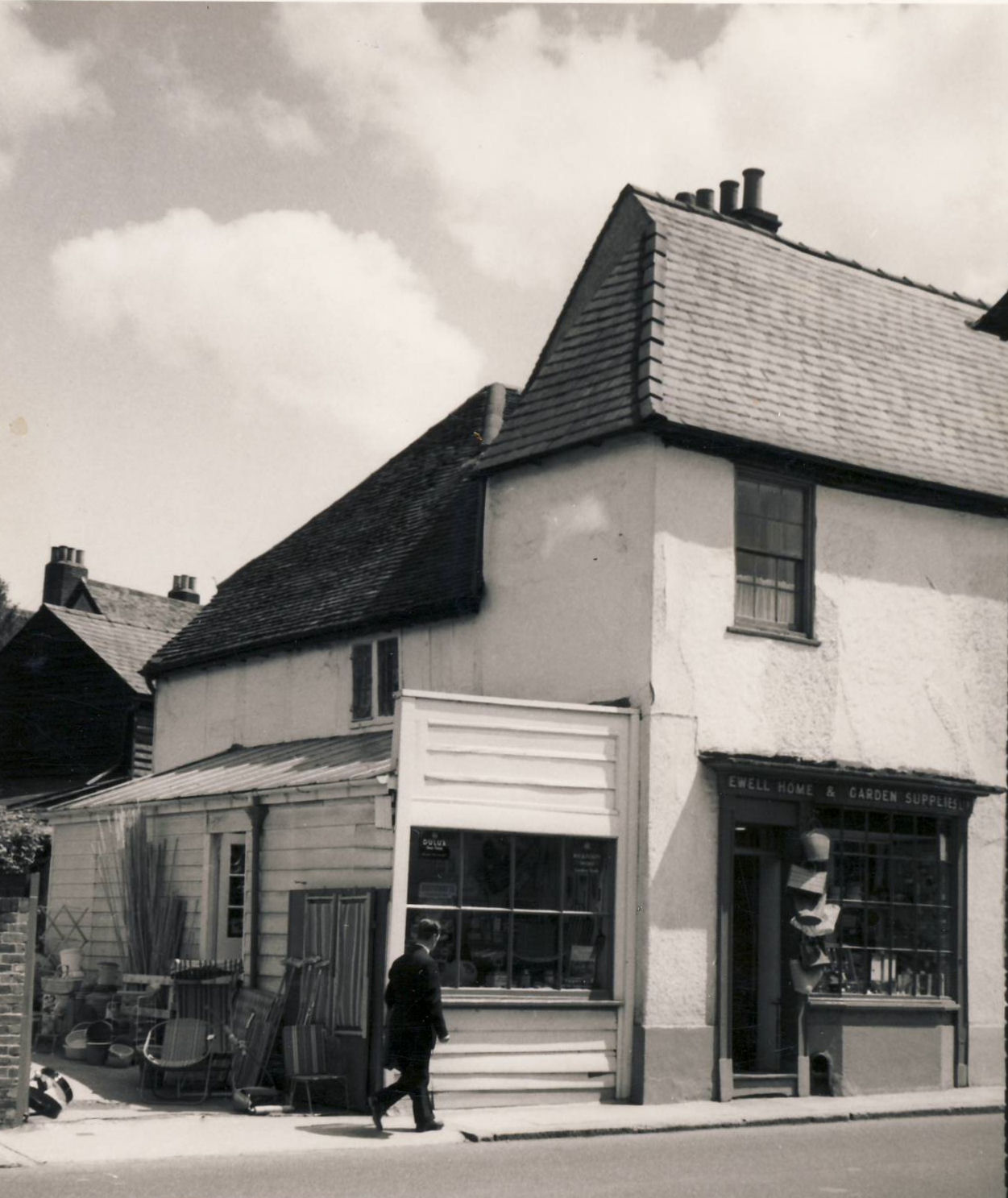 9 High Street taken in 1958 by Haiselden