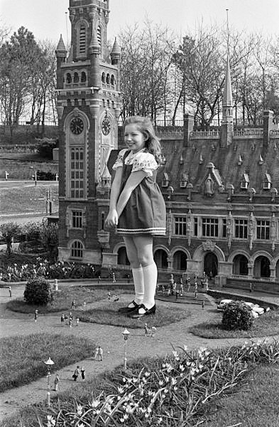 Lena Zavaroni in Madurodam, The Netherlands.