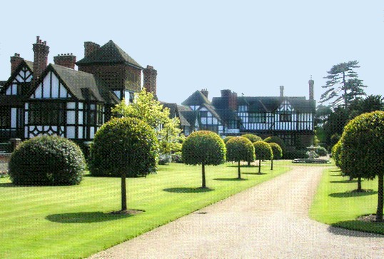 Ascott House near Wing, Buckinghamshire.