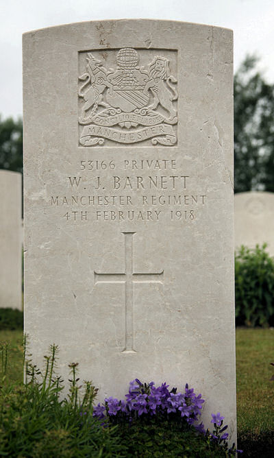William's headstone in the Philosophe British Cemetery, Mazingarbe