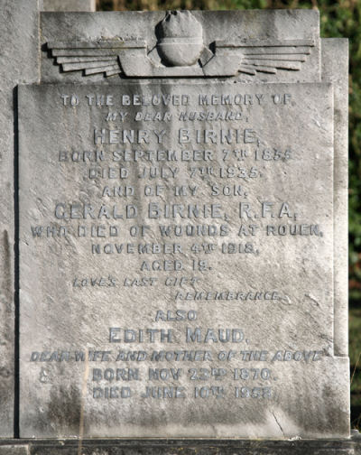Gerald's inscription on his parents headstone.