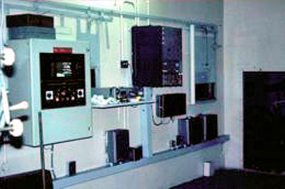 Box 1 OMA III amp 1984