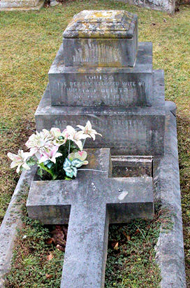 Grave of William and Louisa Bristow, Epsom Cemetery