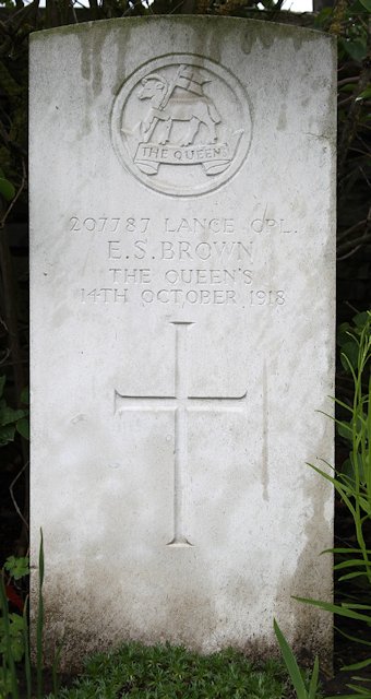 Edwin's headstone in the Dadizeele New British Cemetery, Moorslede, Belgium Edwin's headstone in the Dadizeele New British Cemetery, Moorslede, Belgium