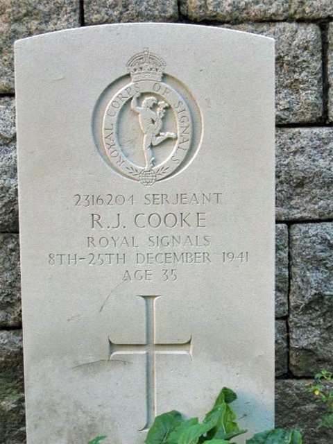 Reginald's headstone on collective grave 6.B.3-14 in the Stanley Military Cemetery. Reginald's headstone on collective grave 6.B.3-14 in the Stanley Military Cemetery.