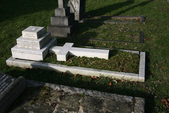 Dorothy's grave in Epsom Cemetery