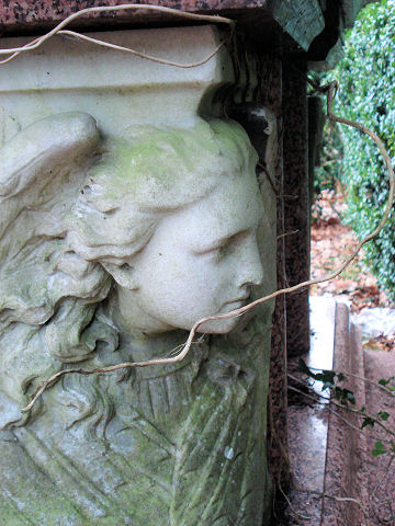 Henry's Grave Detail 1
