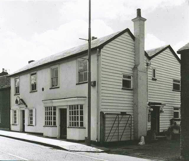 24 High Street