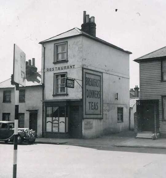 17 East Street