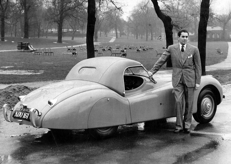 Tyrone Power with his Jaguar. Tyrone Power with his Jaguar.