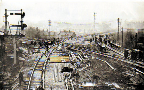Epsom Station - Alterations to lines 10 Feb 1929