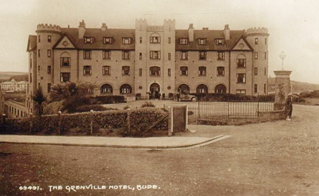 An early postcard view of the Grenville Hotel, Bude