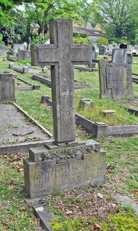 The headstone over the grave of John and Frances