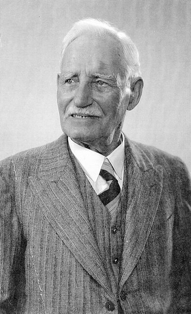 Henry Thomas Bowerman c.1950 Henry Thomas Bowerman c.1950