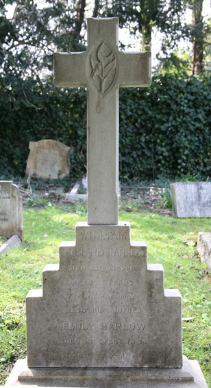 Air Mechanic 2nd Class Harlow's grave at St Mary's Ewell