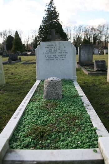 Clements grave
