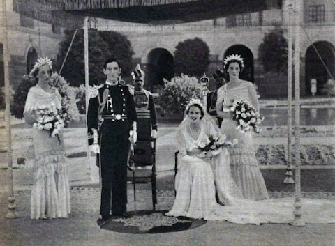 Newspaper wedding photographs Newspaper wedding photographs