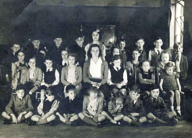 Lecture Hall School