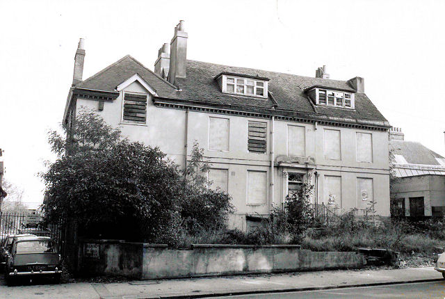 The Shrubbery in South Street, built in the 1680s, was demolished after vandalism; the site is now a roundabout.