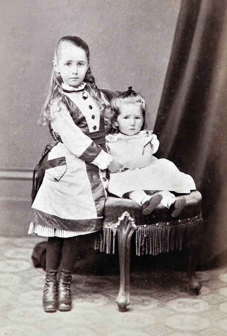 Nora and Mary Willis, August 1877 Nora and Mary Willis, August 1877