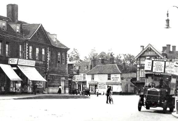 TThe Epsom-Redhill Service at the Marquis of Granby stop in Epsom High Street