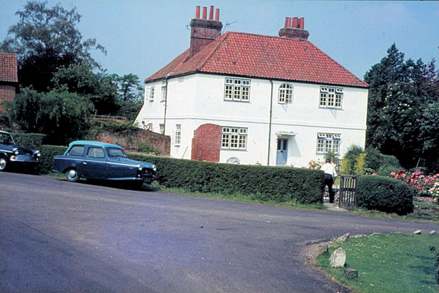 Woodcote Park farmhouse 1976