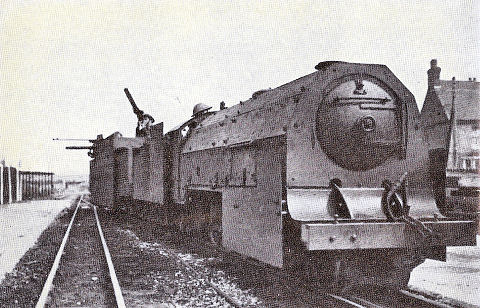An other view of Hercules in battledress