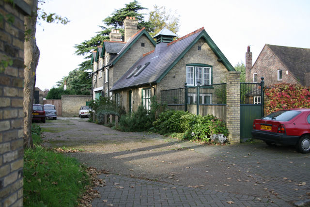 Purbery Shot Lodge, Epsom Road