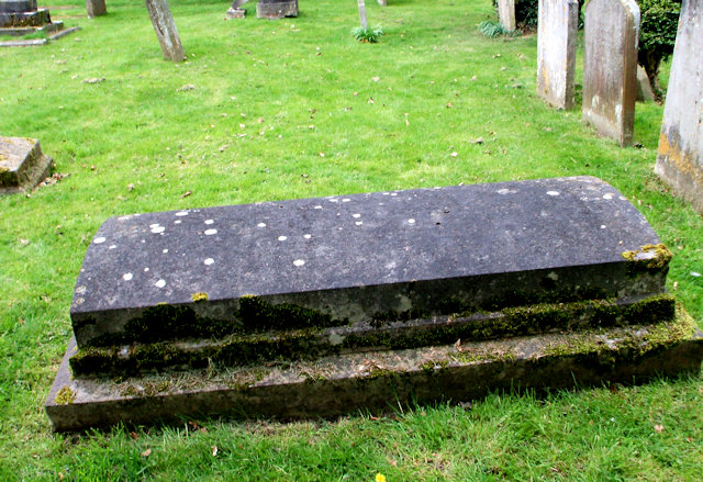 Roberts Family Grave, Ashtead