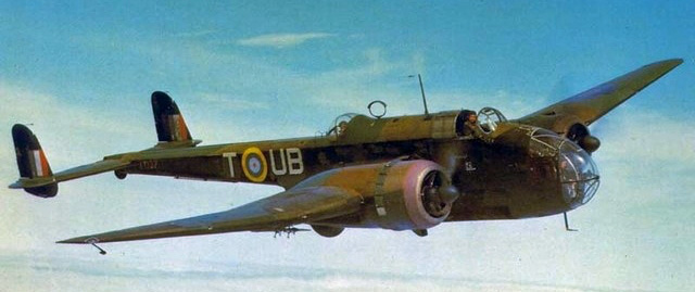 A Handley Page HP52 Hampden Mark I, May 1942.