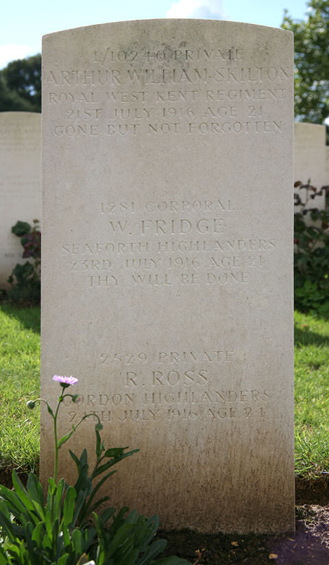 Arthur's Headstone in Heilly Station cemetery Arthur's Headstone in Heilly Station cemetery
