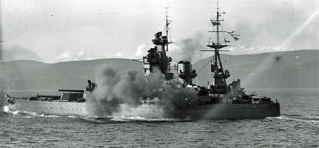 HMS Nelson firing her 6 inch guns, 1940 HMS Nelson firing her 6 inch guns, 1940