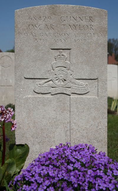 Oscar's hradstone in the Vlamertinghe Military Cemetery