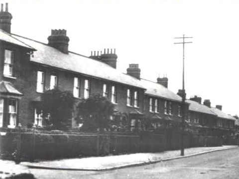 Chessington Road Nr Bakers Field