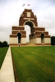 Thiepval War Memorial, Copyright image courtesy of Cive Gilbert