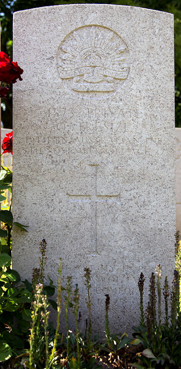 Oliver's headstone in Lijssenthoek Military Cemetery, Belgium Oliver's headstone in Lijssenthoek Military Cemetery, Belgium