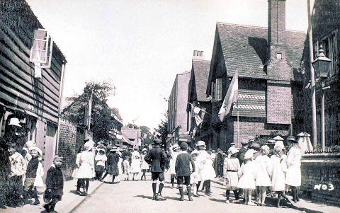 Children outside Ewell Boys National School c.1920