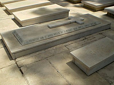 Ernest Willis's tombstone in the Pieta Military cemetery, Malta